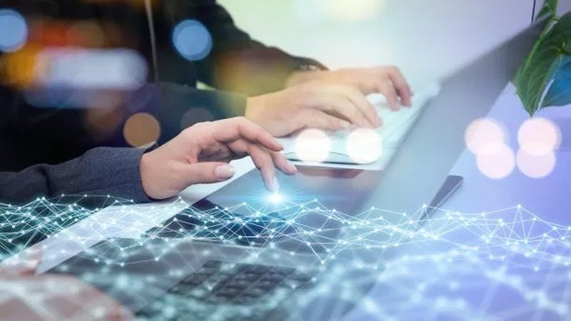 定制开发CRM系统，费用构成解析与决策要点