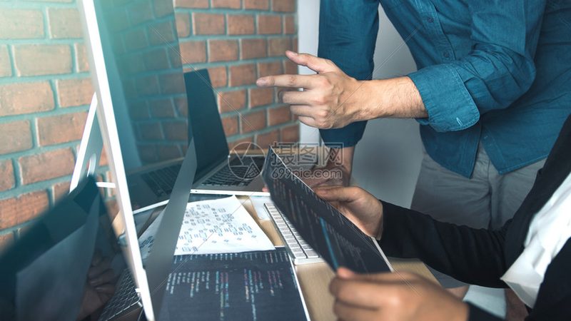 app开发报价：功能清单与项目打包哪个更靠谱